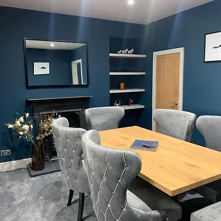 別荘 Rose Cottage, Centre, Access *