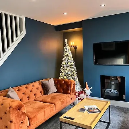 Rose Cottage, Centre, Access Windermere