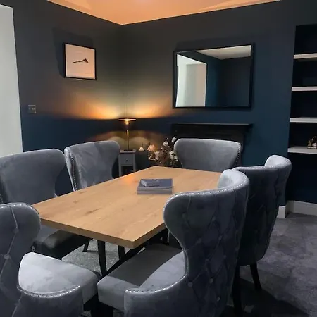 Feriehus Rose Cottage, Centre, Access Windermere