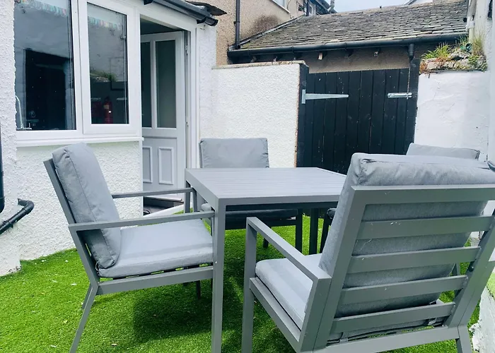 Vakantiehuis Rose Cottage, Centre, Access *