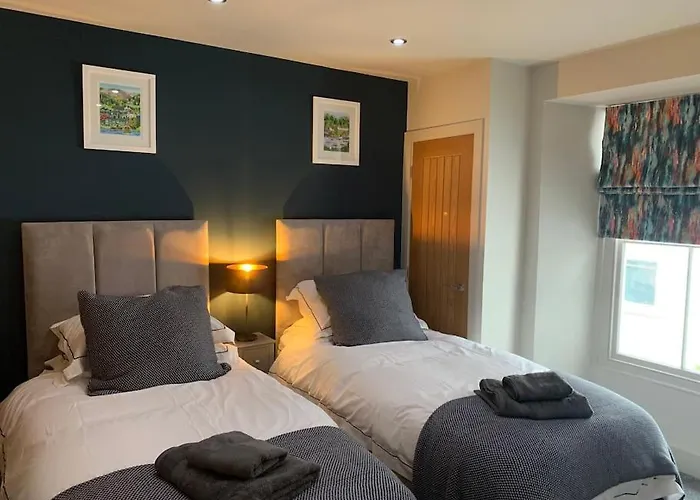 Rose Cottage, Centre, Access * Windermere