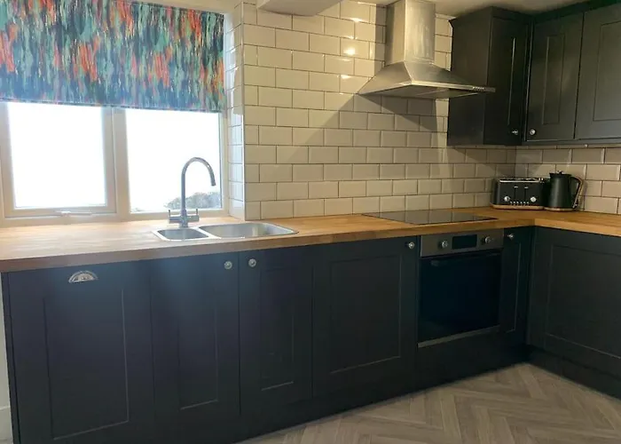 Rose Cottage, Centre, Access * Windermere