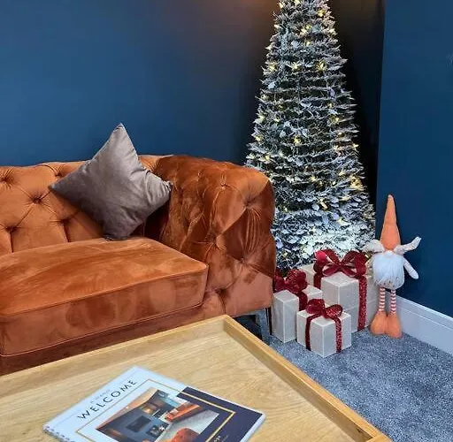 Rose Cottage, Centre, Access Windermere